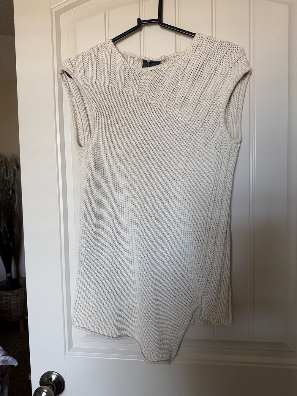 (NUDE) Italian Cream Knit Sleeveless Tunic sweater top